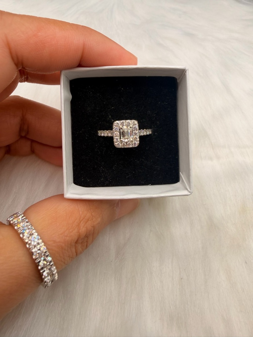 14k White Gold 1 Ctw Diamond Neil Lane Engagement Ring Size 8.
